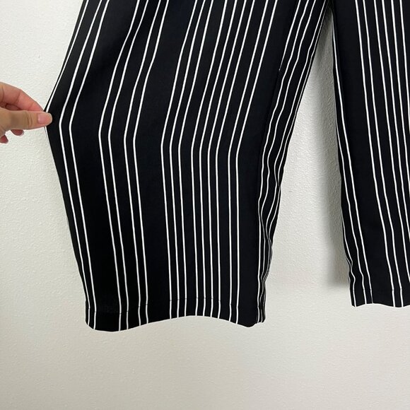 A New Day Black Striped Wide Leg Pull On Cropped High Waist Pants Womens XS - Picture 3 of 10